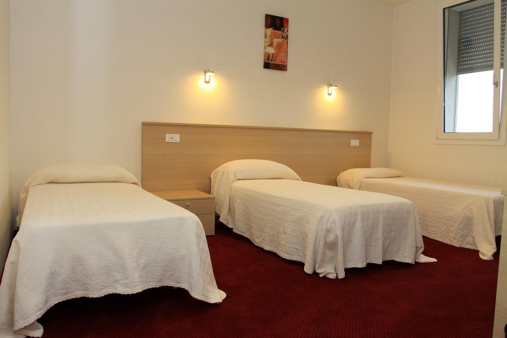 Tezze sul Brenta Park Hotel Italia חדר תמונה