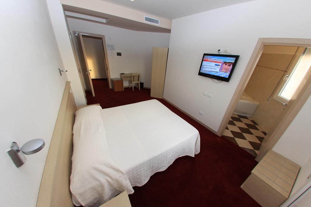 Tezze sul Brenta Park Hotel Italia חדר תמונה